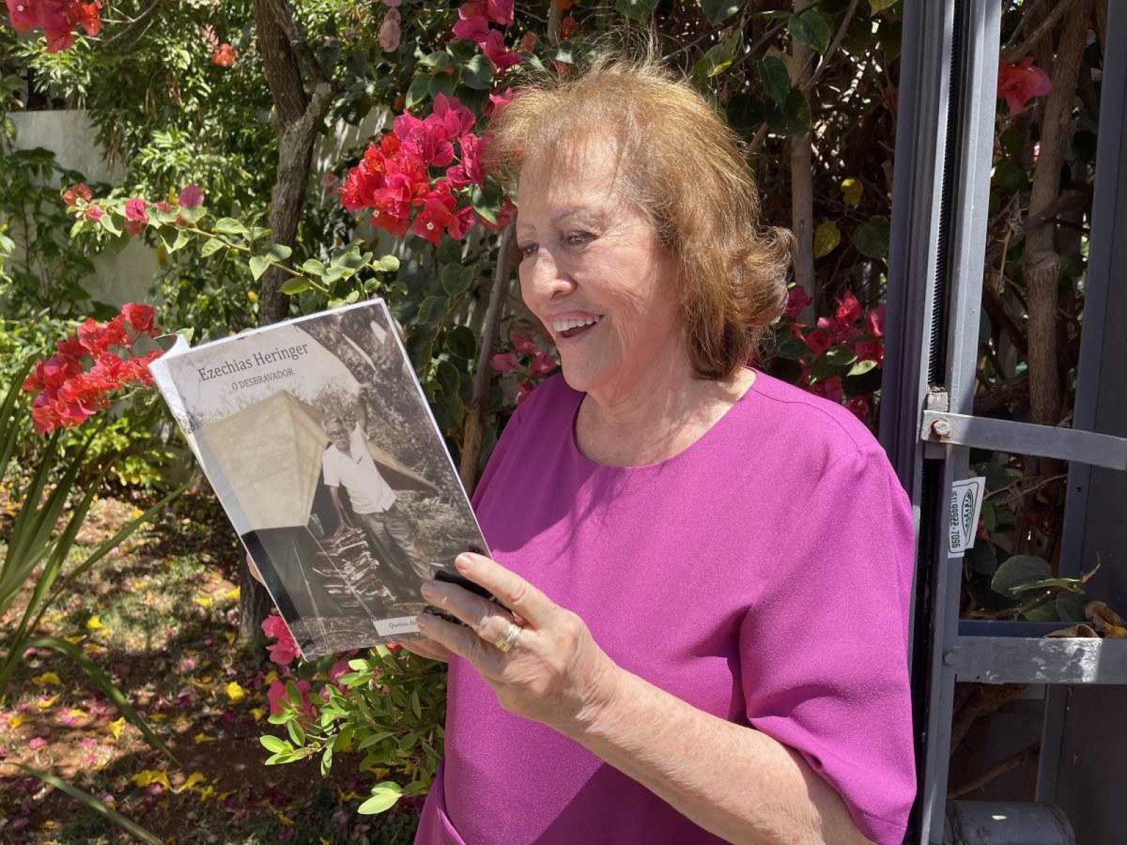 A arquiteta Quelvia Heringer é autora do livro sobre o pai, o engenheiro agrônomo e ambientalista Ezechias Paulo Heringer