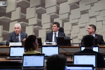 Comissão de Assuntos Econômicos (CAE) promove audiência pública para debater a suspensão do X e Starlink no Brasil -  (crédito: Saulo Cruz/Agência Senado)