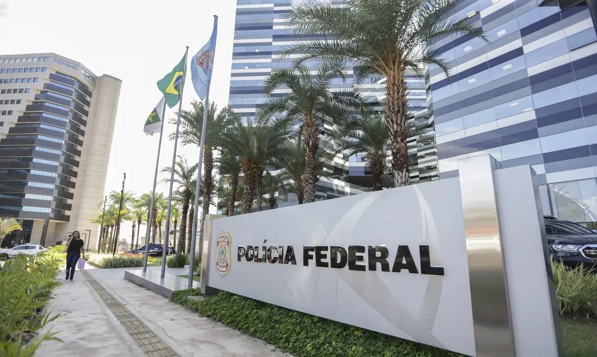 PF ouvirá mulher que diz ter sido assediada por ex-ministro  -  (crédito: EBC)