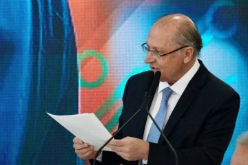 Alckmin ainda explicou que 'não tem risco de faltar energia', mas que, com muitas termoelétricas, o preço da energia para o consumidor final aumenta -  (crédito:  Cadu Gomes/VPR)