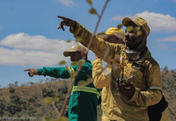 Focos de incêndio são combatidos no Parque Nacional da Chapada dos Veadeiros -  (crédito: Vitor Saraiva)