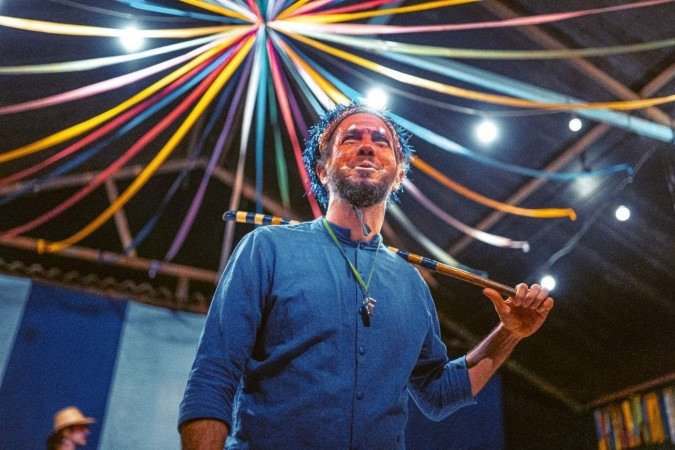 Espetáculo da quarta roda O amor é um rio sem margem, de Seu Estrelo e o fuá de terreiro