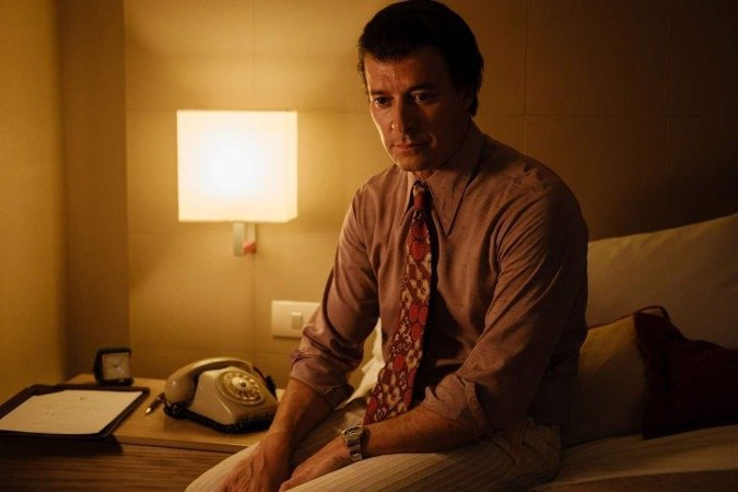 Johnnas Oliva interpreta Fernando Dutra Pinto, que o fez refém durante sete horas em 2001