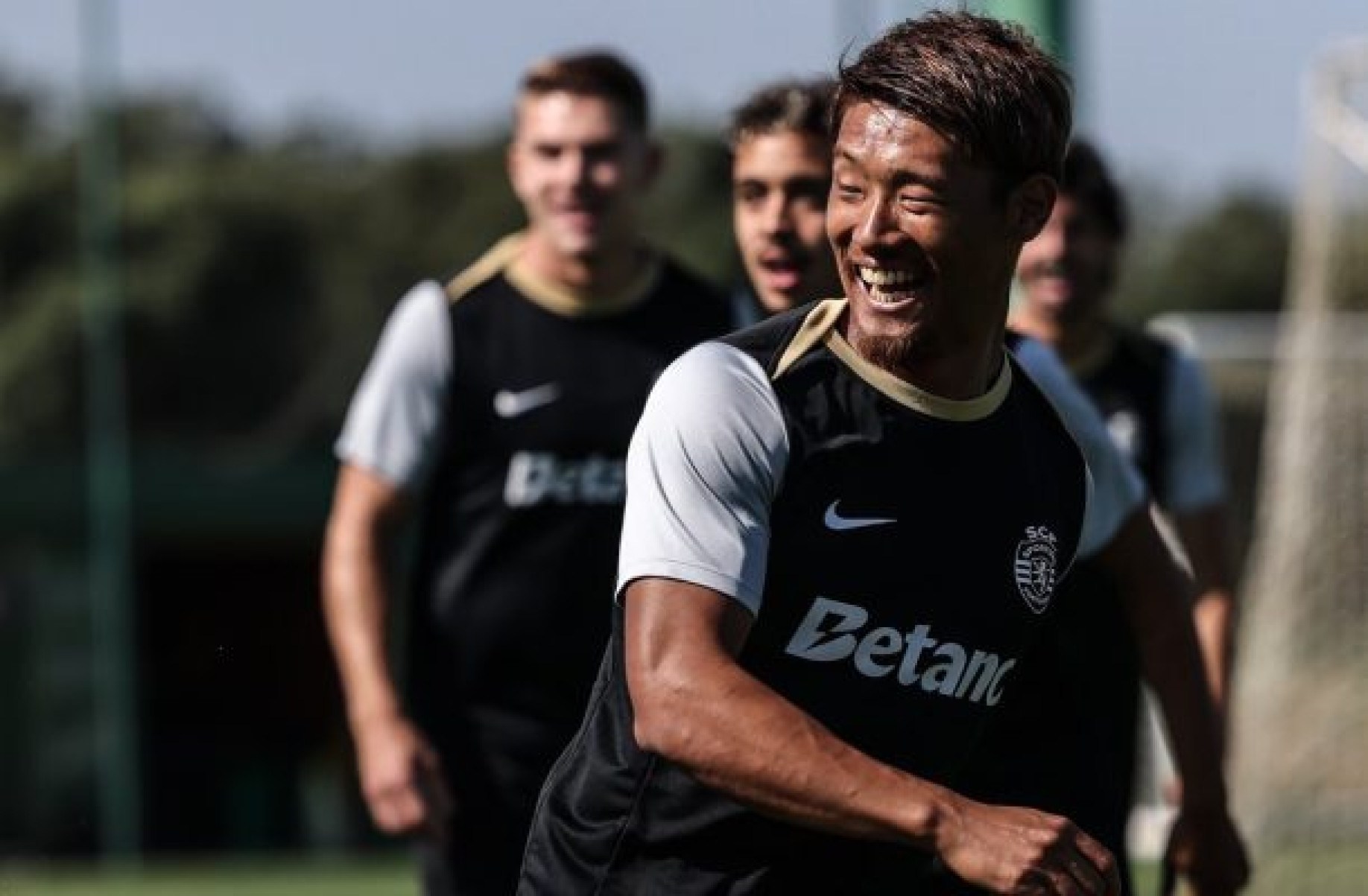 Jogadores do Sporting durante treinamento da equipe -  (crédito: Foto: Divulgação / Sporting)