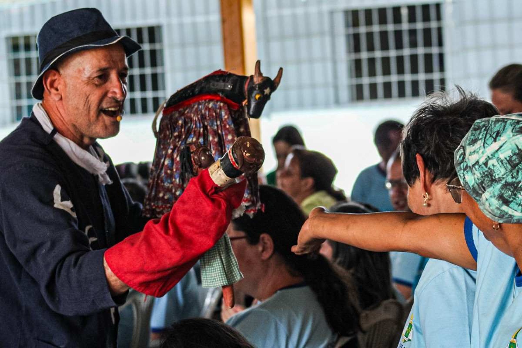 Fantoches do Mamulengo Presepada fizeram a alegria dos alunos no CEE 01 de Taguatinga