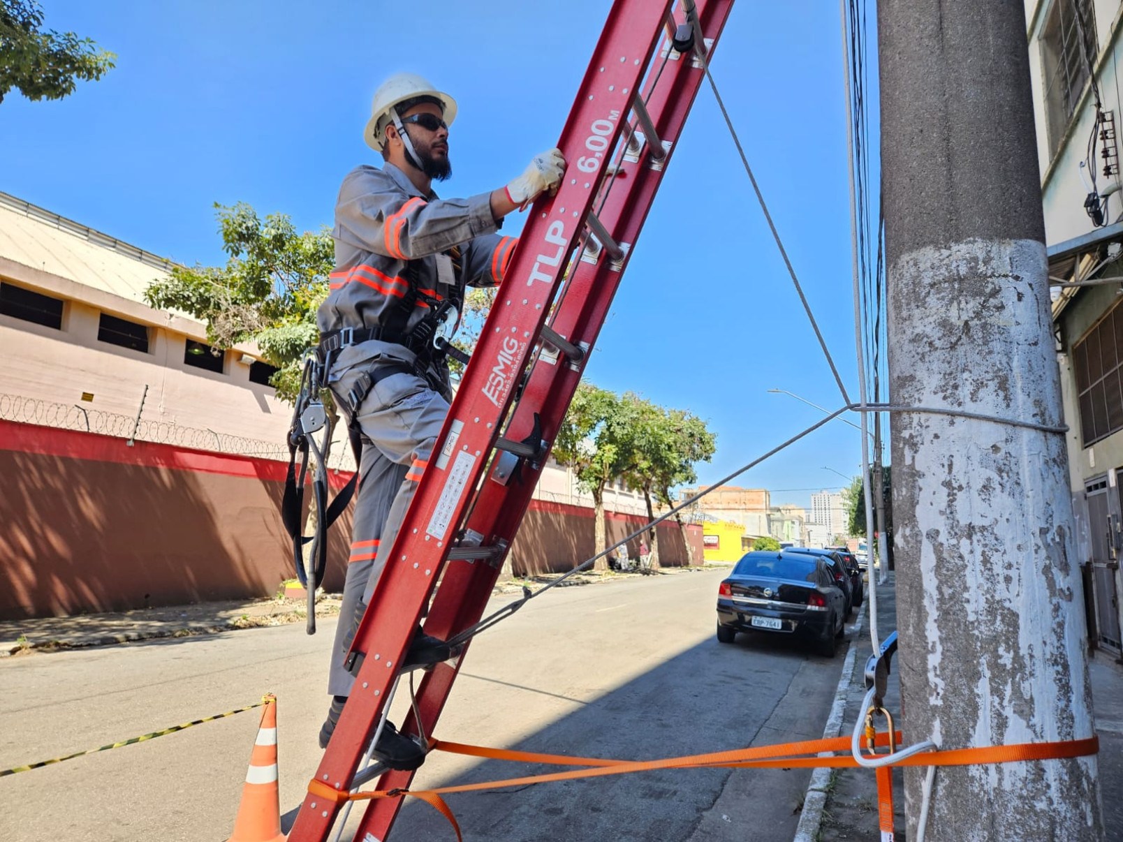 Oportunidades na TLP: 40 vagas para Instalador e Operador de Fibra em SC -  (crédito: DINO)