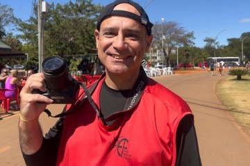 'Fotografia é uma terapia, eu fotografo com os olhos" - Nosso Parque da Cidade - 