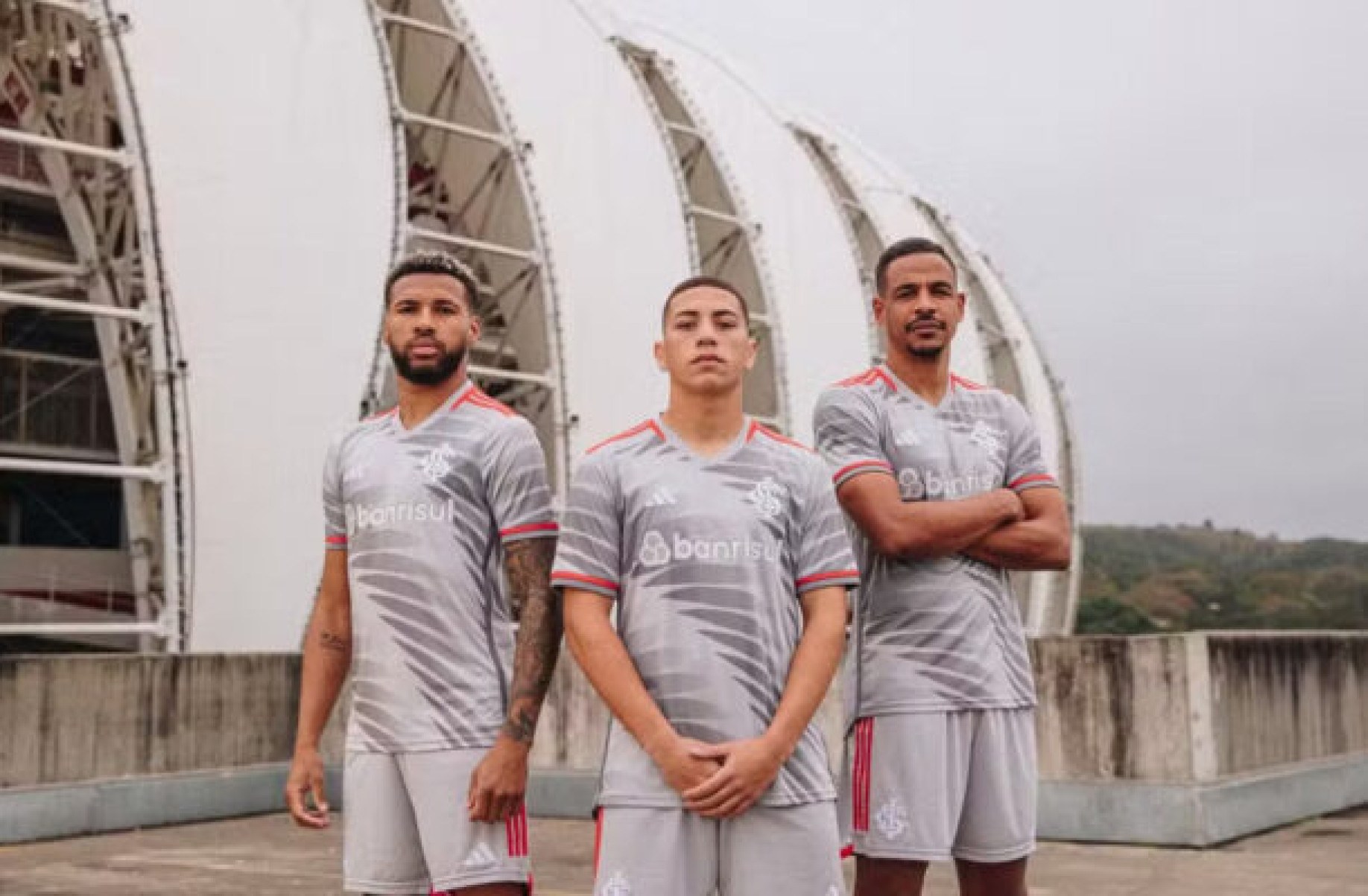 Inter lança camisa inspirada no Beira-Rio; veja imagens