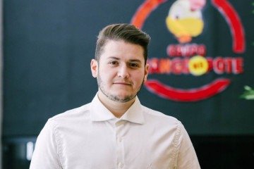 A empresa Frango no Pote é outro exemplo de sucesso no empreendedorismo jovem