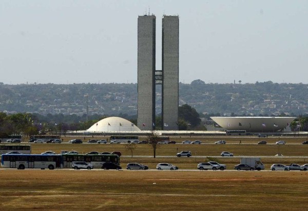 A qualidade do ar em Brasília é considerada moderada -  (crédito:  Marcelo Ferreira/CB/D.A Press)