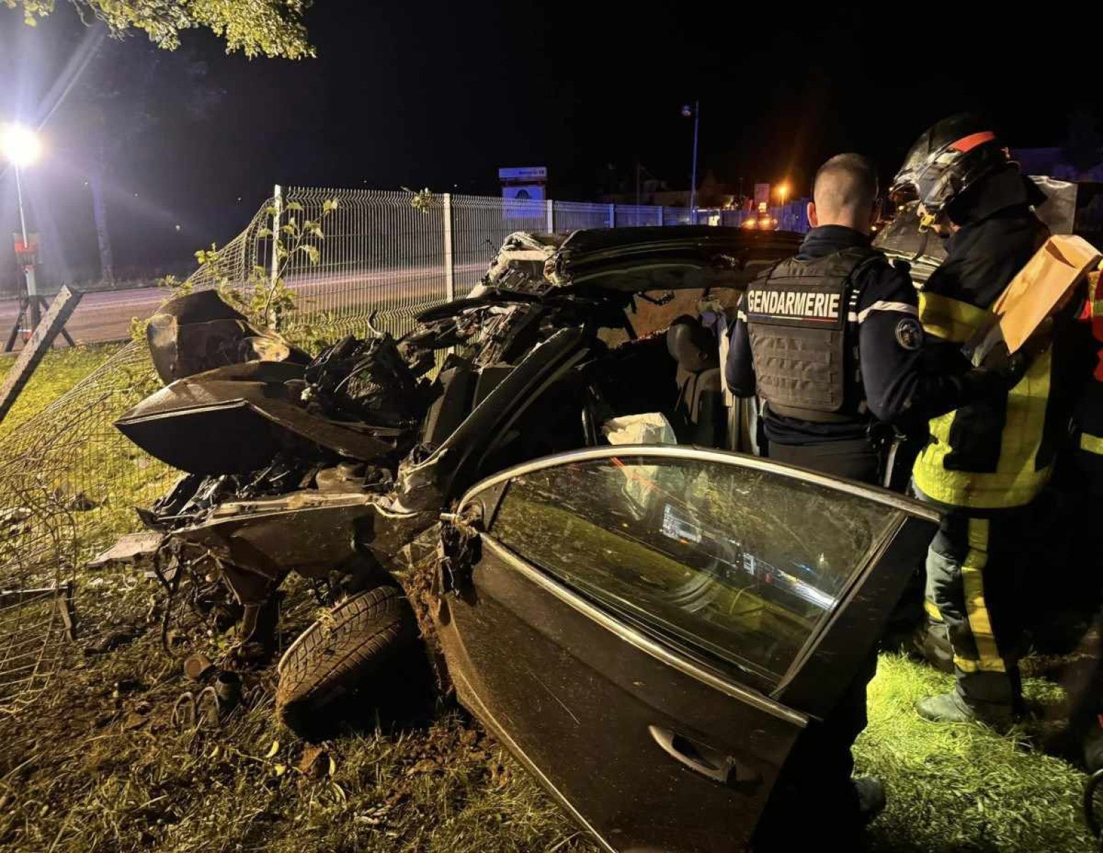 Quatro brasileiros morrem após acidente de carro na França