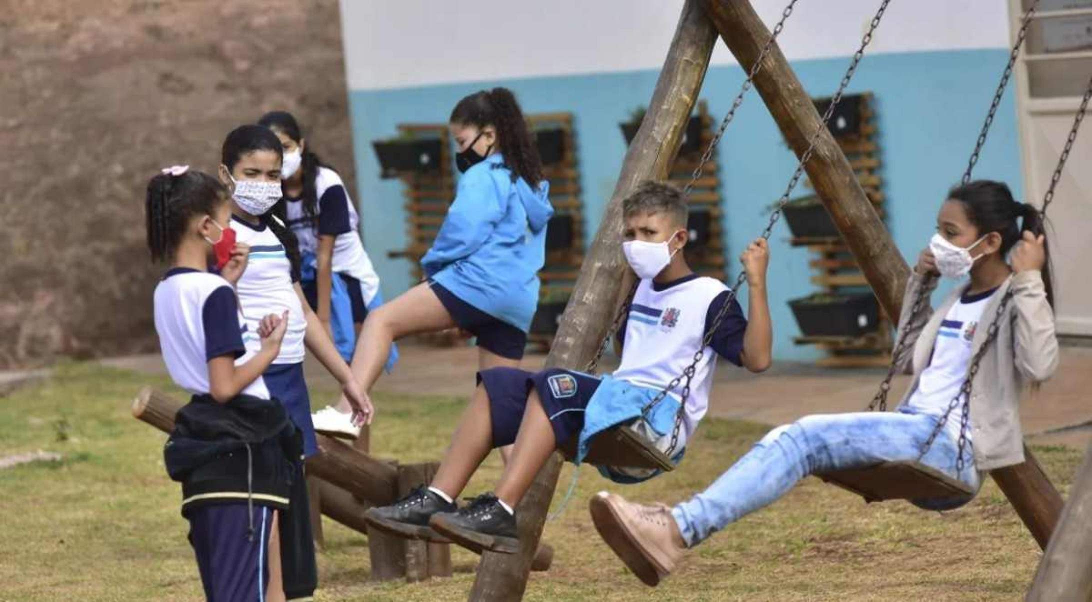 MEC orienta escolas sobre como lidar com queimadas e poluição do ar