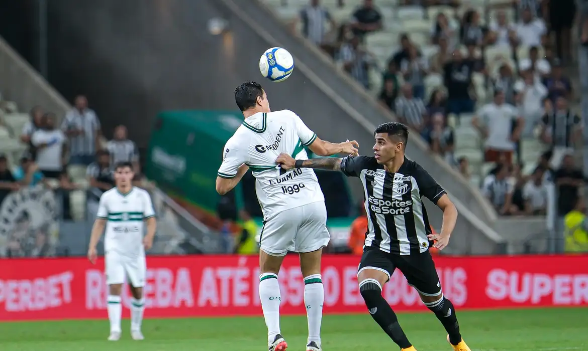 Ceará e Coritiba medem forças de olho no G4 da Série B -  (crédito: EBC)