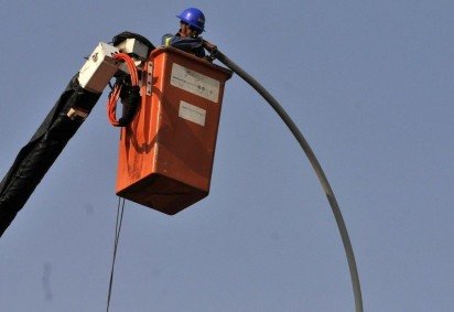 Neonergia realiza a manuten&ccedil;&atilde;o na rede el&eacute;trica no Jardim Bot&acirc;nico -  (crédito:  Minervino J&uacute;nior/CB) -Neonergia realiza a manuten&ccedil;&atilde;o na rede el&eacute;trica no Jardim Bot&acirc;nico -  (crédito:  Minervino J&uacute;nior/CB)