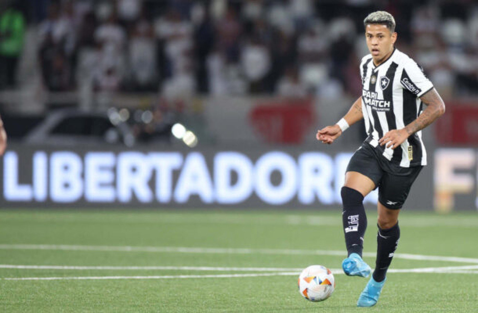 Matheus Martins, do Botafogo, avalia resultado: ‘Totalmente aberto’
