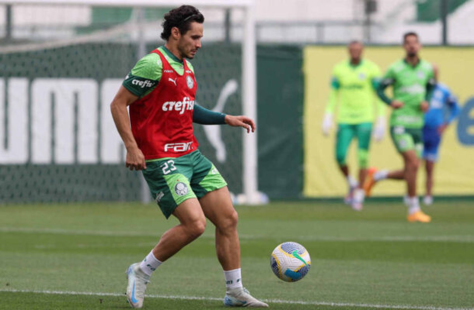 Raphael Veiga comenta marca no Allianz Parque e vê Palmeiras no ‘caminho certo’