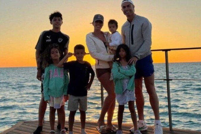 Cristiano Ronaldo e sua família - (crédito: Foto: Instagram @georginagio) Cristiano Ronaldo e sua família - (crédito: Foto: Instagram @georginagio)