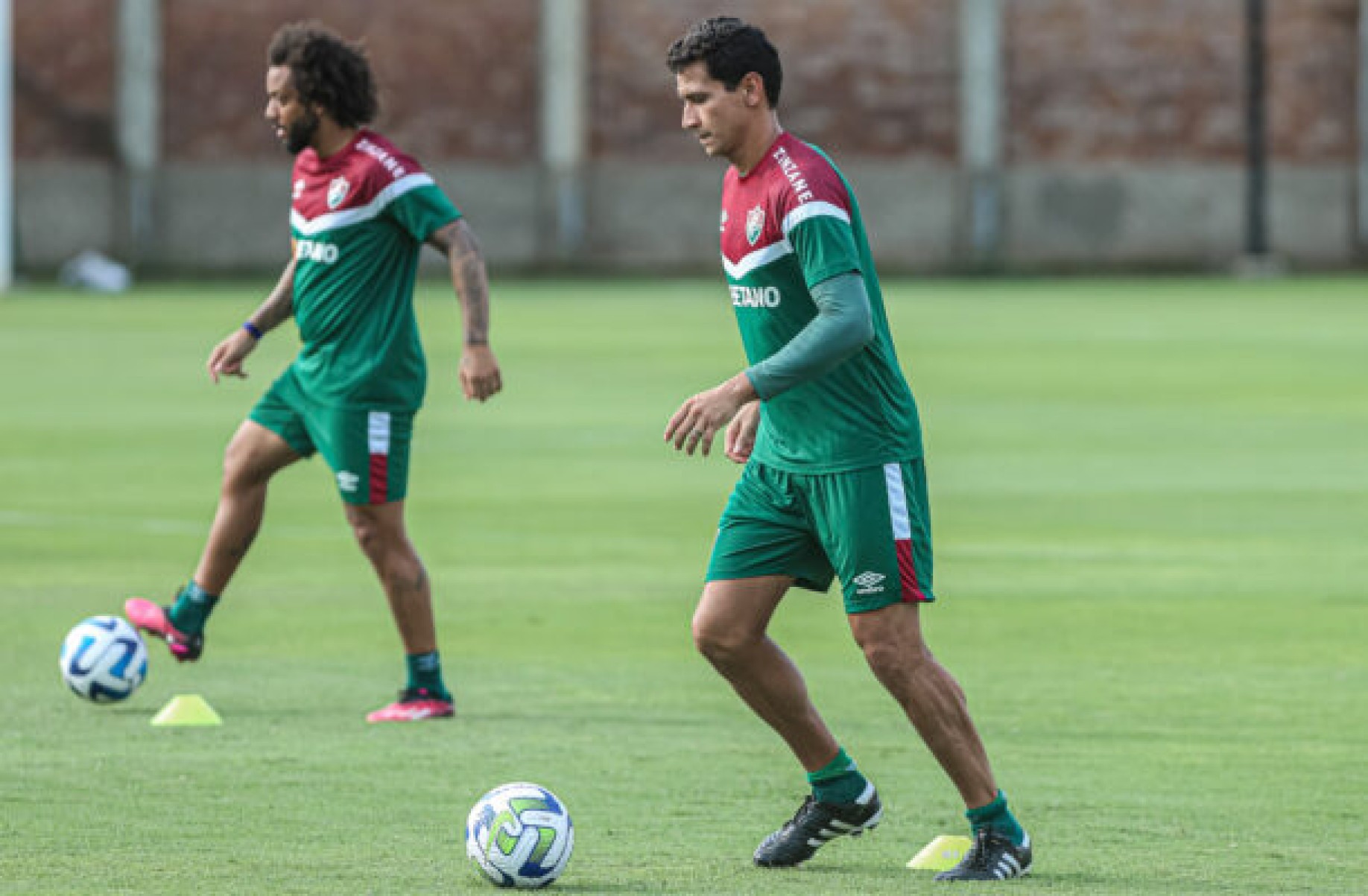 Marcelo rasga elogios a Ganso e explica gol do Fluminense