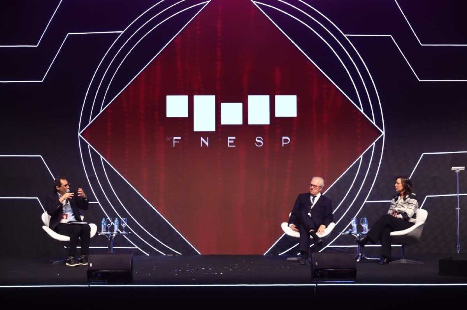 26º Fnesp: governo aponta expansão, inclusão e qualidade como prioritárias no novo PNE