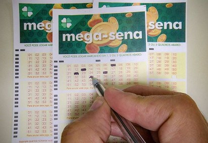 MEGA-SENA
     -  (crédito: Rafa Neddermeyer/Agência Brasil/Arquivo)