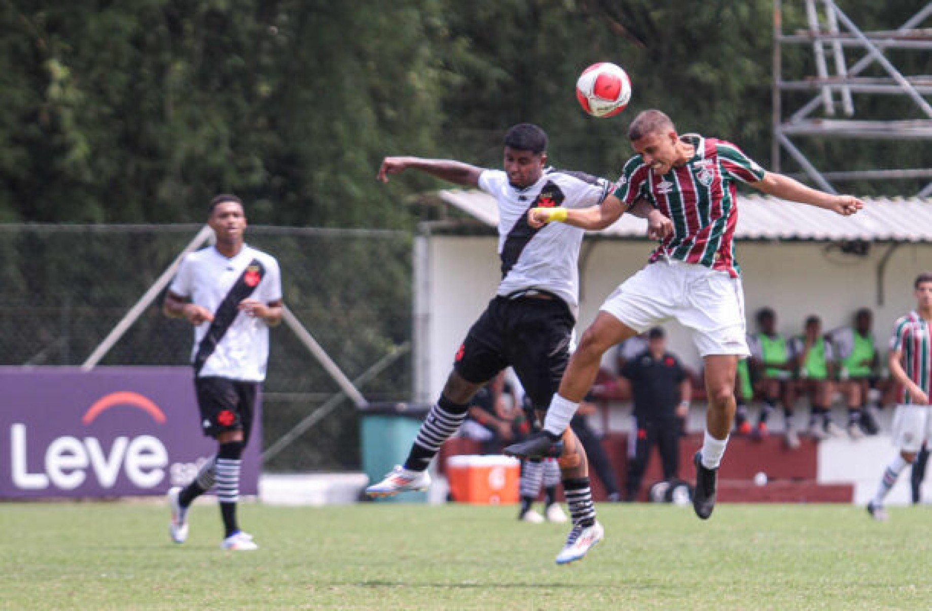 Vasco arranca empate com Flu em semifinal do Carioca Sub-20