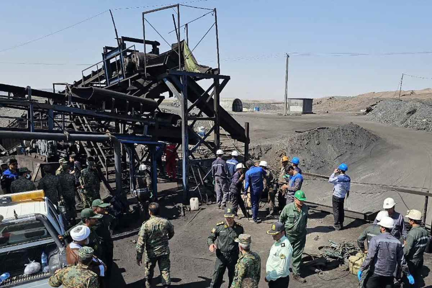 Irã: explosão em mina de carvão deixa mais de 50 mortos