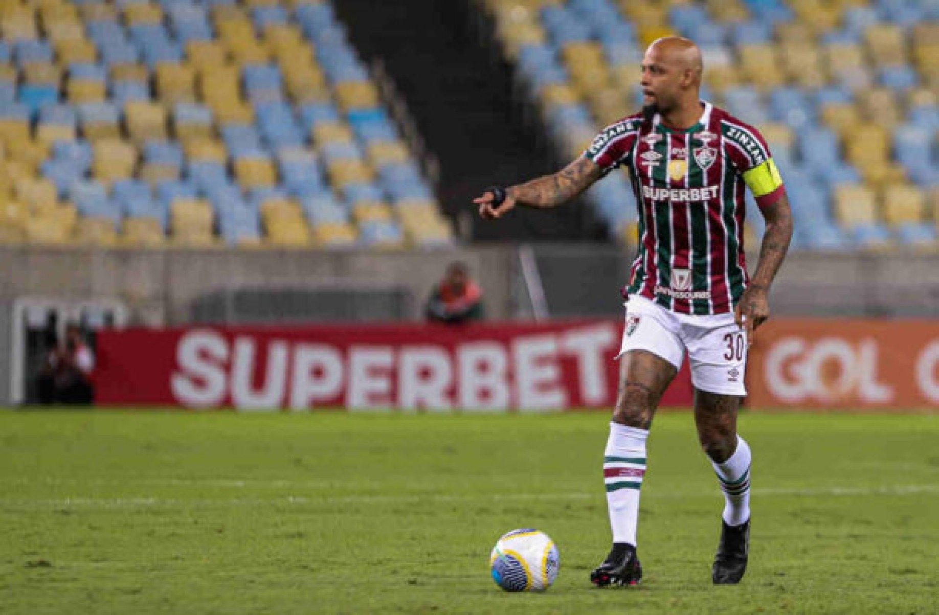 Fluminense: Após falha, Felipe Melo publica mensagem em rede social