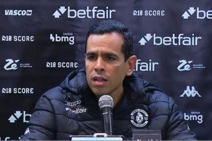 Marcelo Sant'Anna afirma que Vasco irá se posicionar contra a arbitragem na próxima reunião da CBF -  (crédito: Foto: Reprodução / Vasco TV)