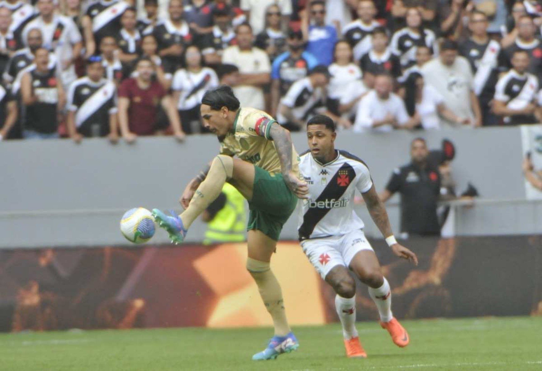 Partida entre Palmeiras e Vasco no Mané Garrincha, em Brasília