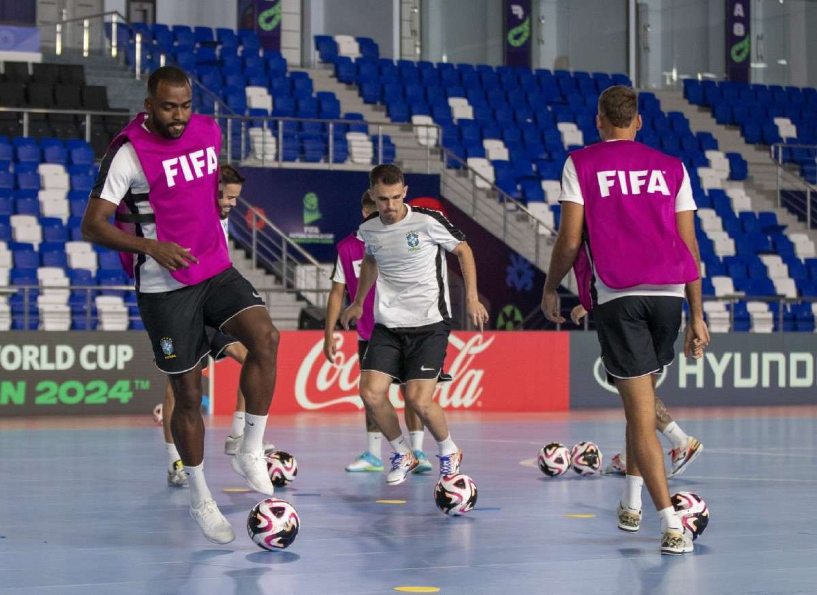 Copa do Mundo de futsal: Brasil inicia mata-mata contra Costa Rica