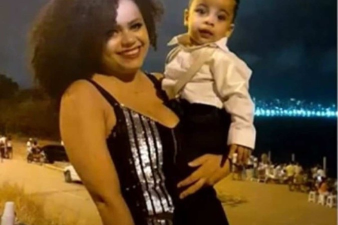 Maria Rosália Gonçalves Mendes, de 26 anos, foi presa suspeita de assassinar e degolar o filho de 6 anos -  (crédito: Reprodução Tv Tambaú/SBT Paraíba )