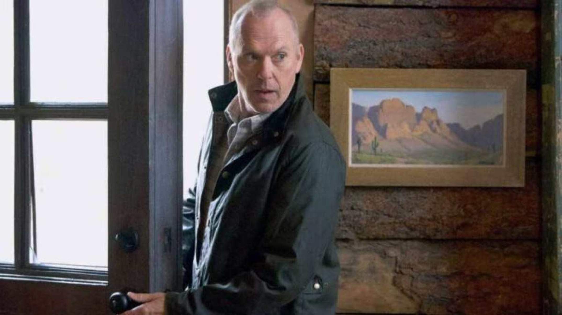 Filme policial do ator Michael Keaton traz um tipo sem rota de fuga