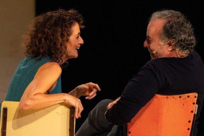 O que sÃ³ sabemos juntos
Com Denise Fraga e Tony Ramos. Hoje, amanhÃ£ e sÃ¡bado, Ã s 17h e Ã s 20h, no Teatro Planalto (Centro de ConvenÃ§Ãµes Ulysses GuimarÃ£es - SDC - Eixo Monumental). Ingressos: a partir de R$ 20,00 (meia) e R$ 40. NÃ£o recomendada para menores de 12 anos

