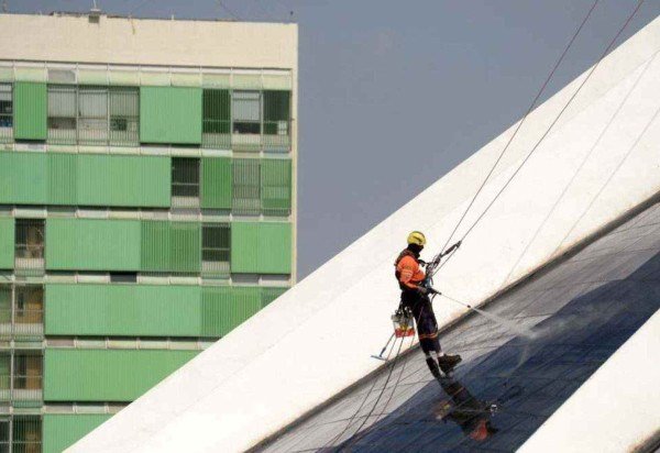 Ed Alves/CB/D.A Press