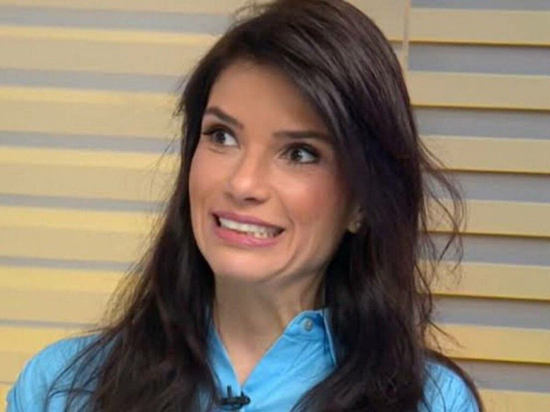 Imagem ilustrativa sobre Sabina Simonato chora ao vivo sobre morte de irmãos de família conhecida