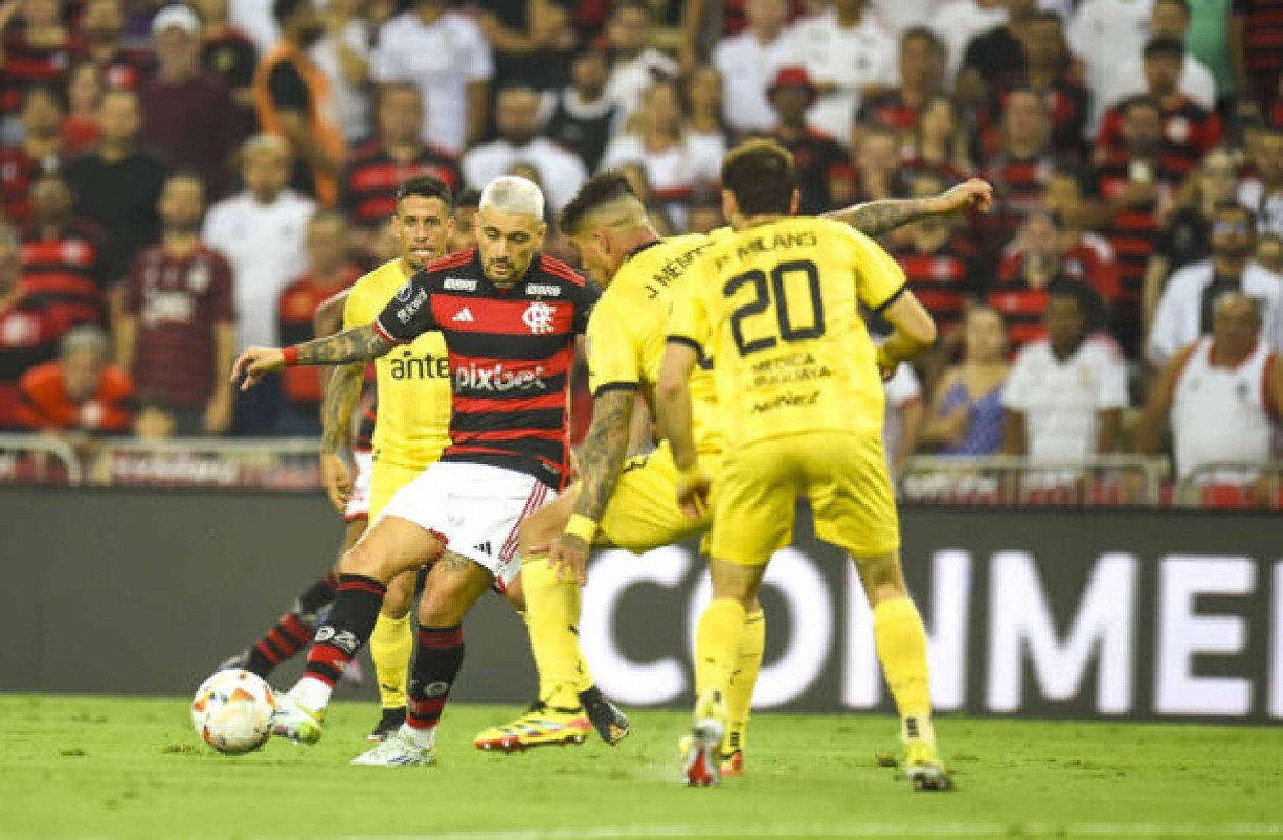 Ídolo do Flamengo indica caminho para buscar a virada no Uruguai
