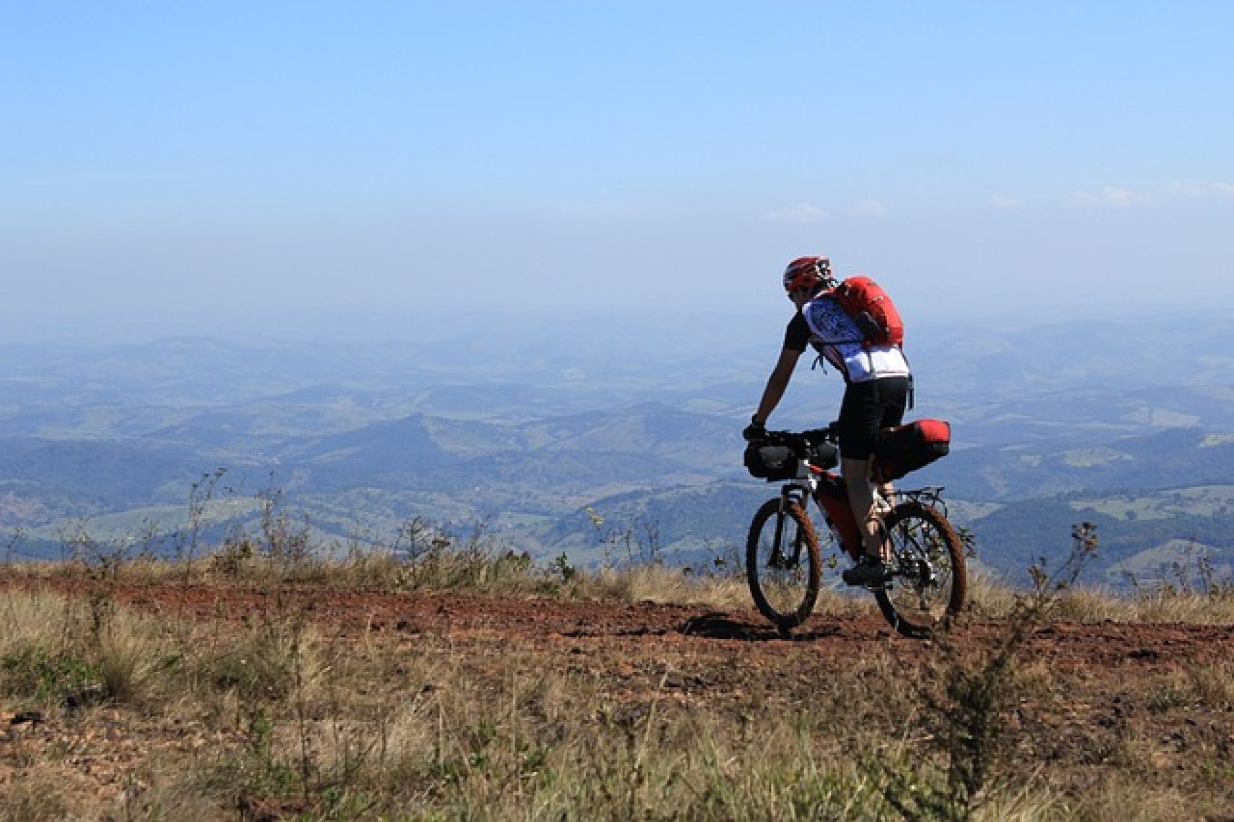 Cicloturismo traz conexão entre natureza e cultura no Brasil -  (crédito: DINO)