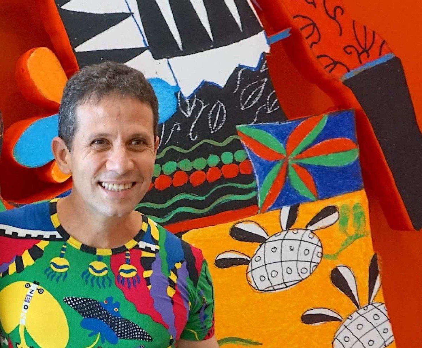 Livraria Platô recebe Roger Mello para roda de conversa no domingo