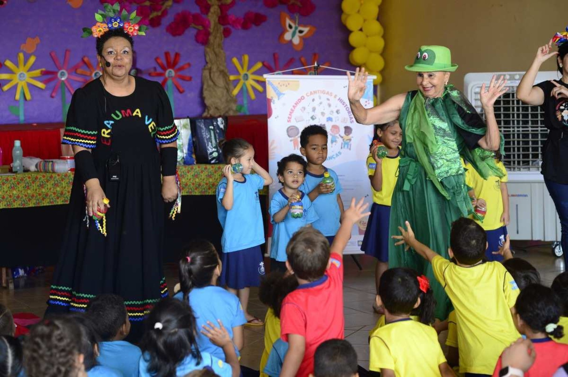 O jacaré, interpretado por Maria Zirsa, fez muito sucesso na creche São José Operário, na Estrutural