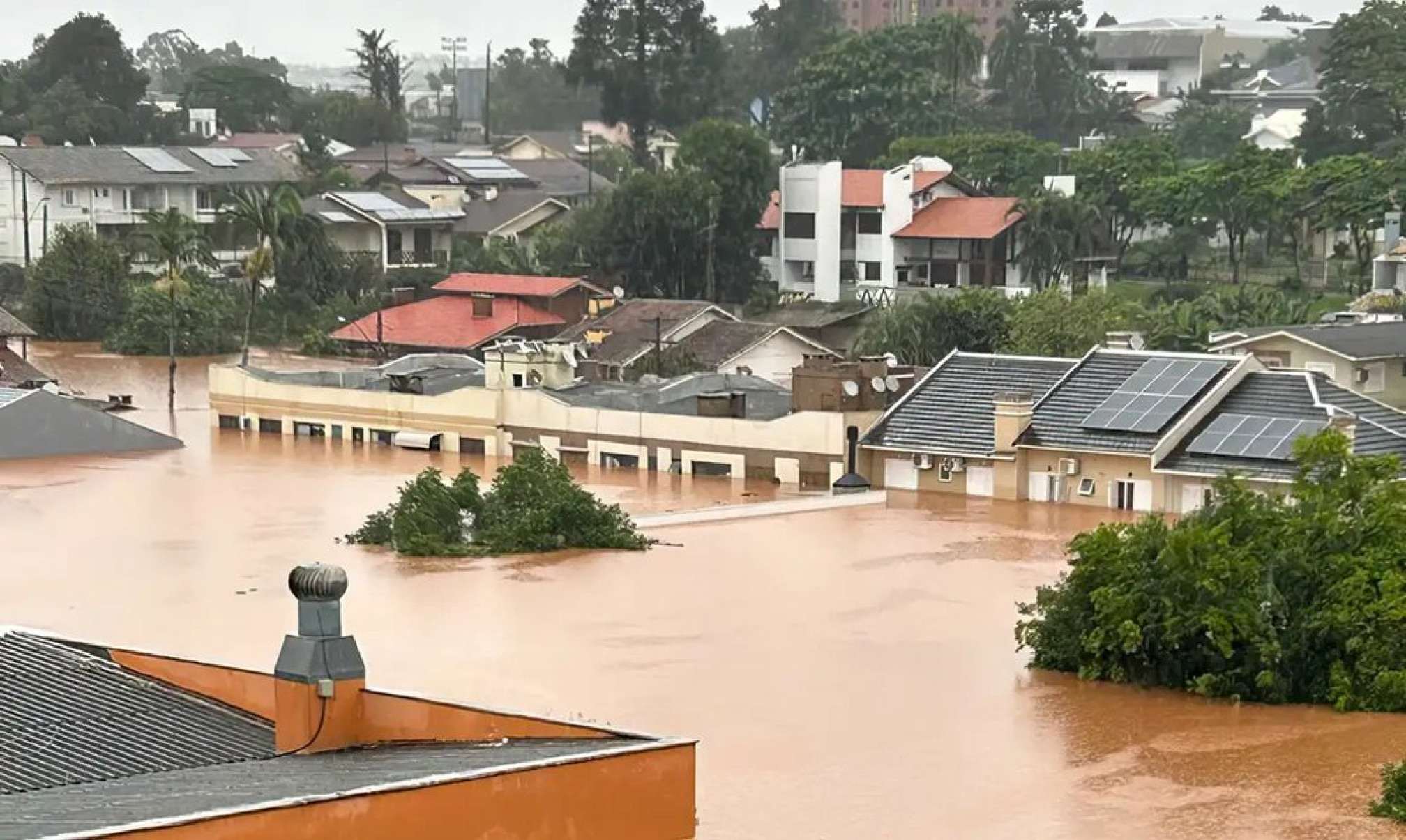 Enchentes no Rio Grande do Sul impactam economia brasileira e mundial - DINO