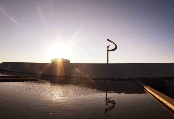 Bom dia, Brasília! Dia será de calor e tempo seco -  (crédito: Ed Alves/CB )