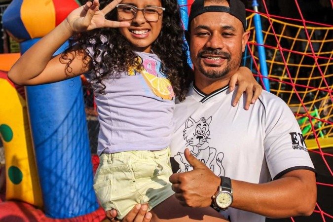 James Cruz e a filha, Emanuela Sofia: tradição
