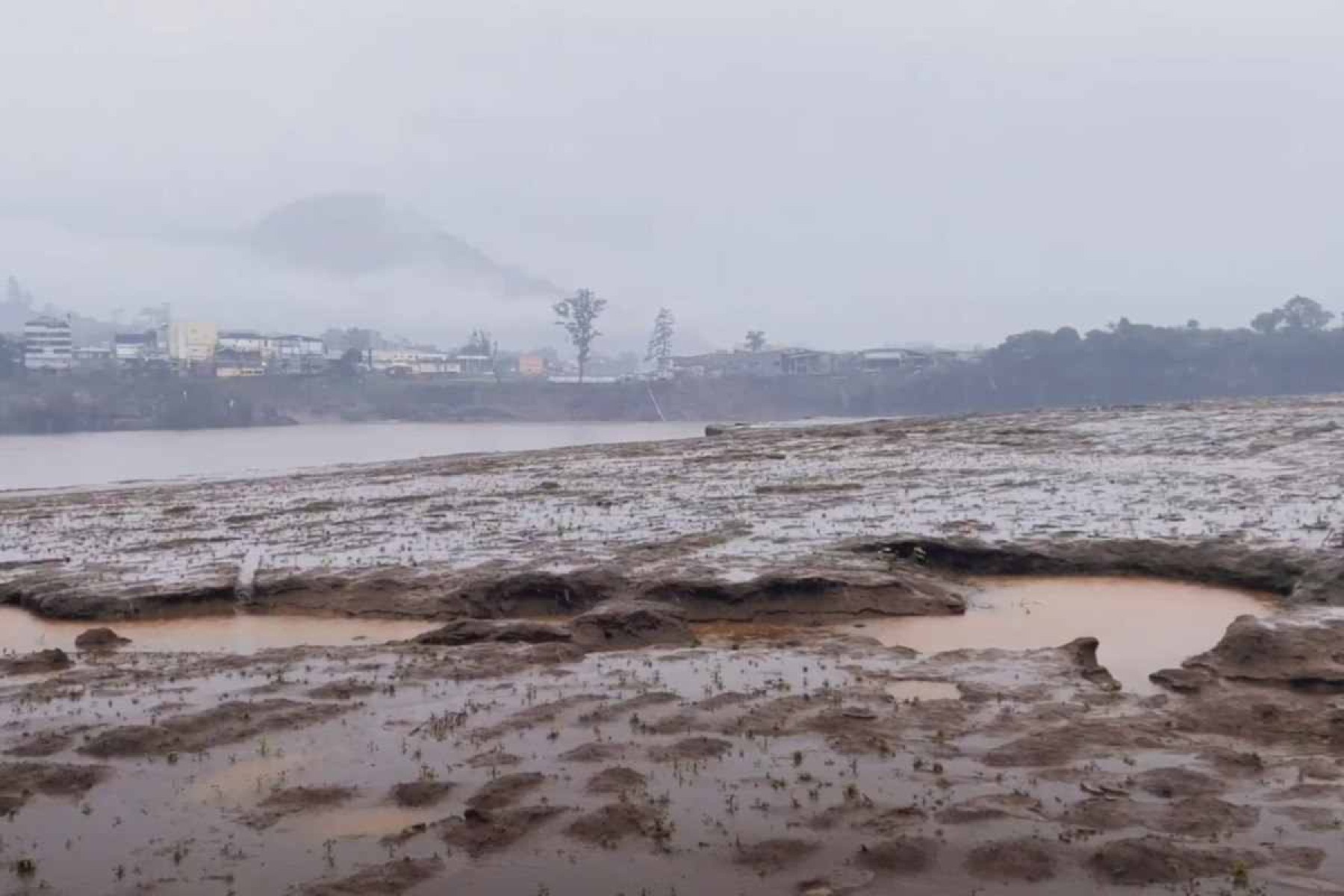 Escavações em sítio arqueológico em Roca Sales descobriram vestígios de aldeia indígena Guarani após enchentes no Rio Grande do Sul