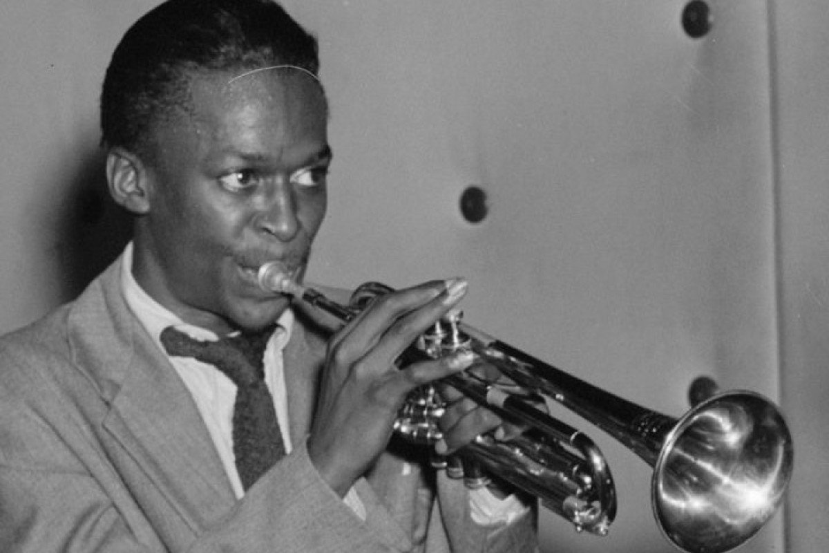 Miles Davis: morto há 33 anos, trompetista deu 'nova vida' ao jazz