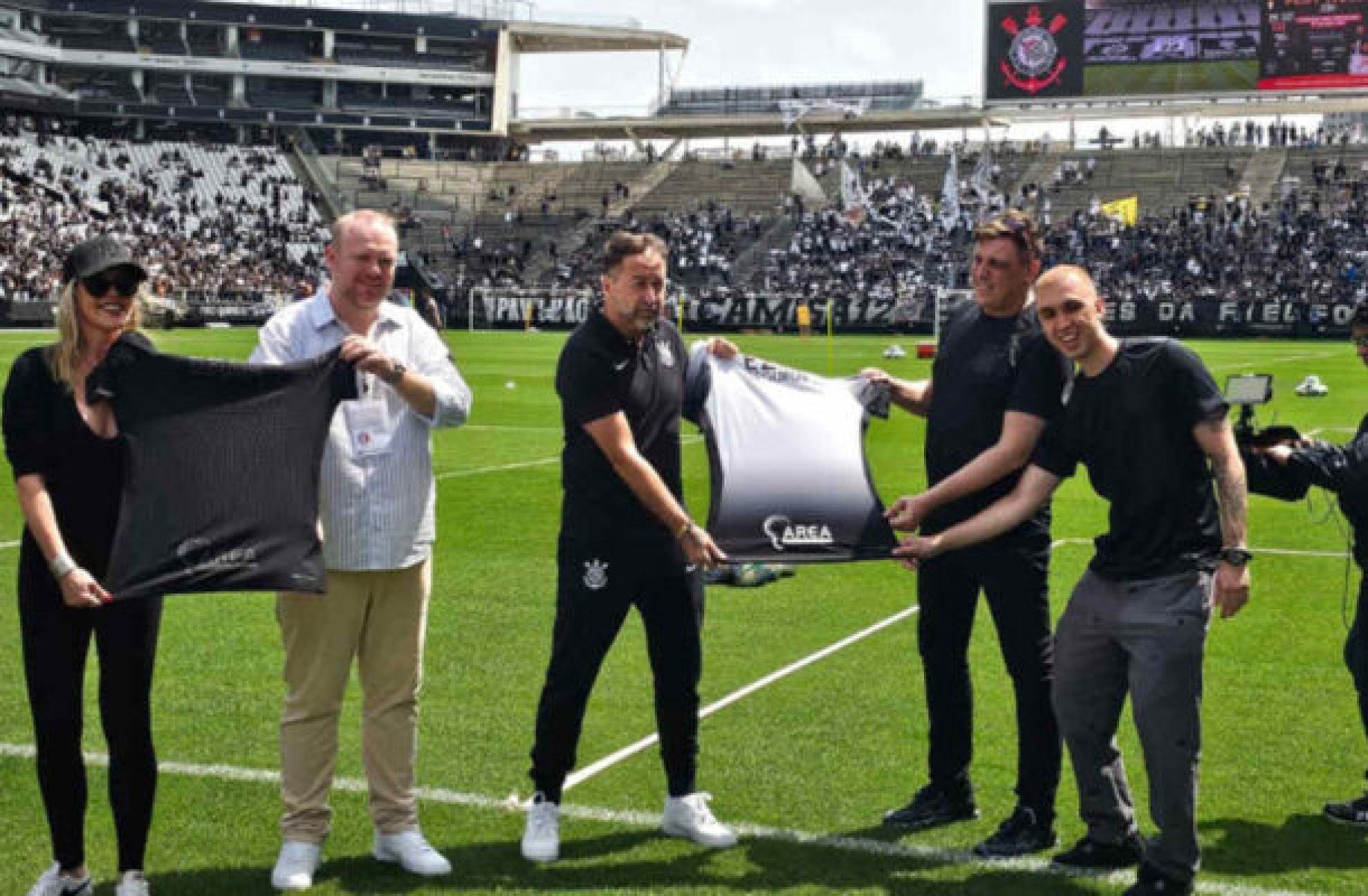 Corinthians anuncia, antes do treino aberto, o seu novo pátrocinador: a Area - (crédito: Foto: Divulgação Corinthians) Corinthians anuncia, antes do treino aberto, o seu novo pátrocinador: a Area - (crédito: Foto: Divulgação Corinthians)