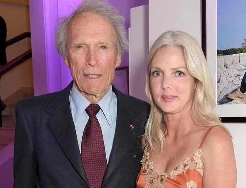 O ator e diretor de cinema Clint Eastwood, de 94 anos, está num difícil período de luto. Ele perdeu a namorada, Christina Sandera, que  aos 61 anos.  Eles se conheceram em 2014 e passaram 10 anos juntos. Christina atuava como recepcionista do hotel e restaurante Mission Ranch, que pertence a Clint, na península de Monterey, na Califórnia,.Ela faleceu em julho.  -  (crédito: Reprodução instagram)