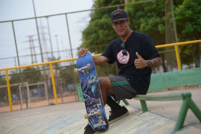  29/09/2024 Credito: Ed Alves/CB/DA.Press. Cidades. Nas ruas só se for de skate - Projeto Social de um Ex Detento  Robson Diego. Na foto, Cosme.