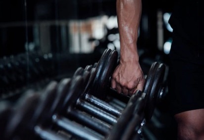 Para preservar a saúde, a postura corporal e a qualidade de vida, a prática de ir à academia de ginástica, aliada a uma dieta balanceada, pode fazer a diferença. Veja alimentos que nutrem a pessoa e fortalecem os músculos.  -  (crédito: Freepik)