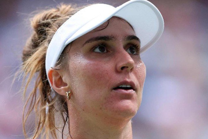 Bia, número 17 do mundo, não resistiu à tcheca Linda Noskova, 33ª do ranking, pelo placar de 2 sets a 0, com parciais de 6/4 e 6/0. - Bia, número 17 do mundo, não resistiu à tcheca Linda Noskova, 33ª do ranking, pelo placar de 2 sets a 0, com parciais de 6/4 e 6/0. -