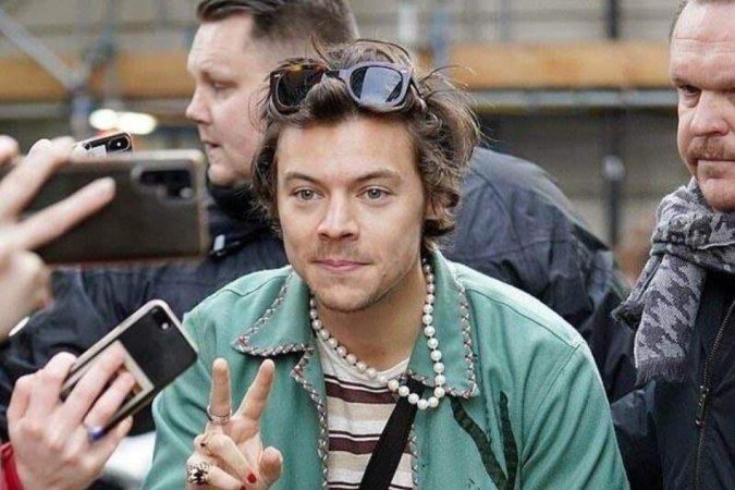 O estilo de Harry Styles tem como inspiração os anos 70
